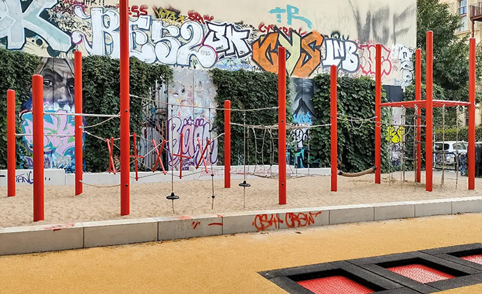 Referenzen Seilspielger&auml;te B&ouml;cklinstra&szlig;e